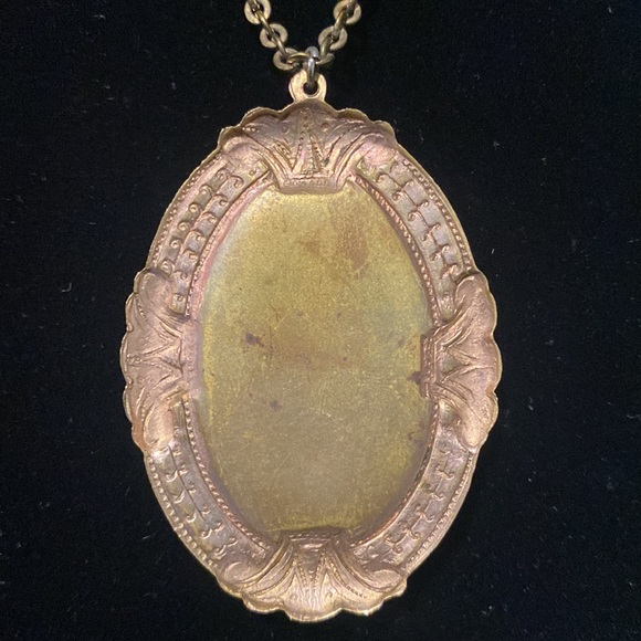 Vintage Victorian Hand Painted Necklace - Picture 3 of 14